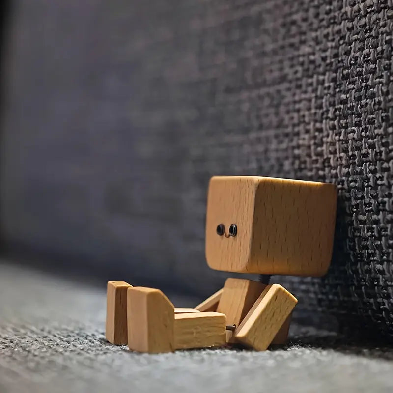 🪵🎭 Handmade Shaking Wooden Man – 12 Magnetic Faces to Match Every Mood! 😄✨ Perfect Desk & Car Buddy 🚗💼