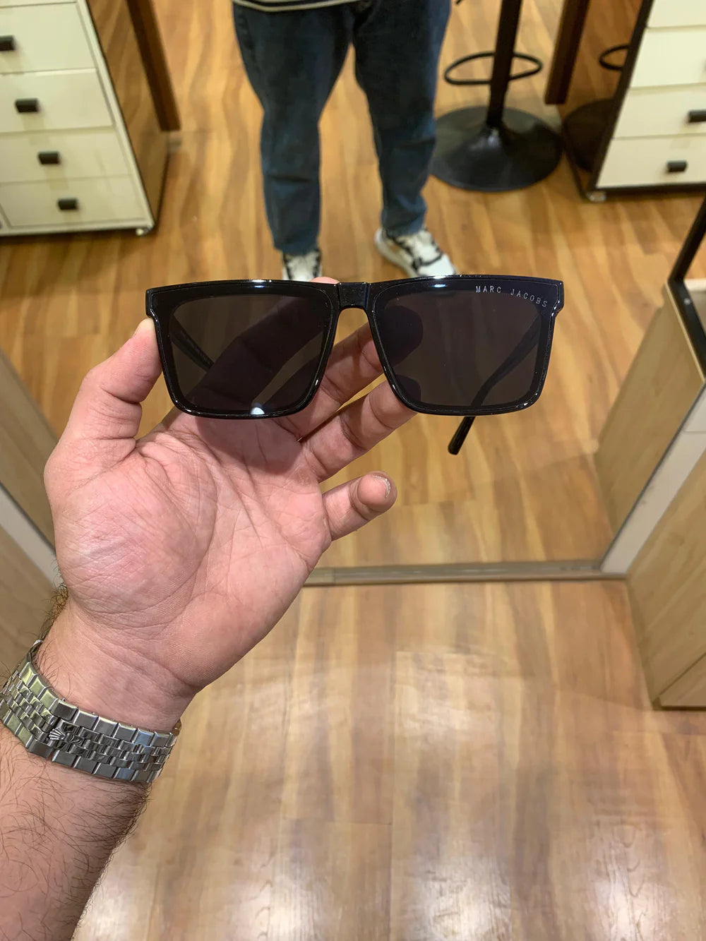 marc jacobs squre full black