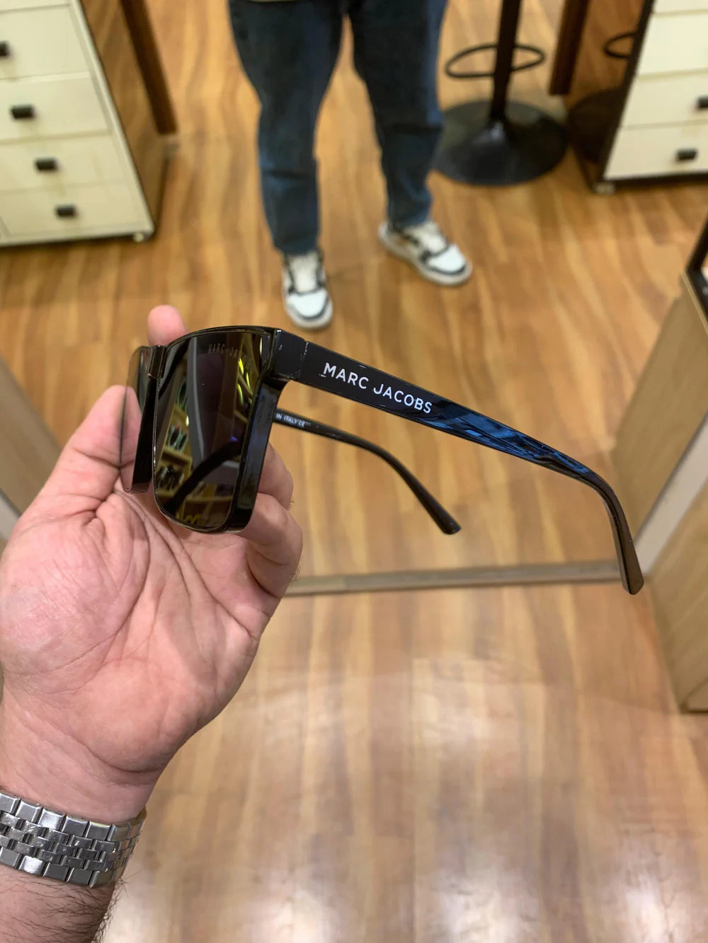 marc jacobs squre full black